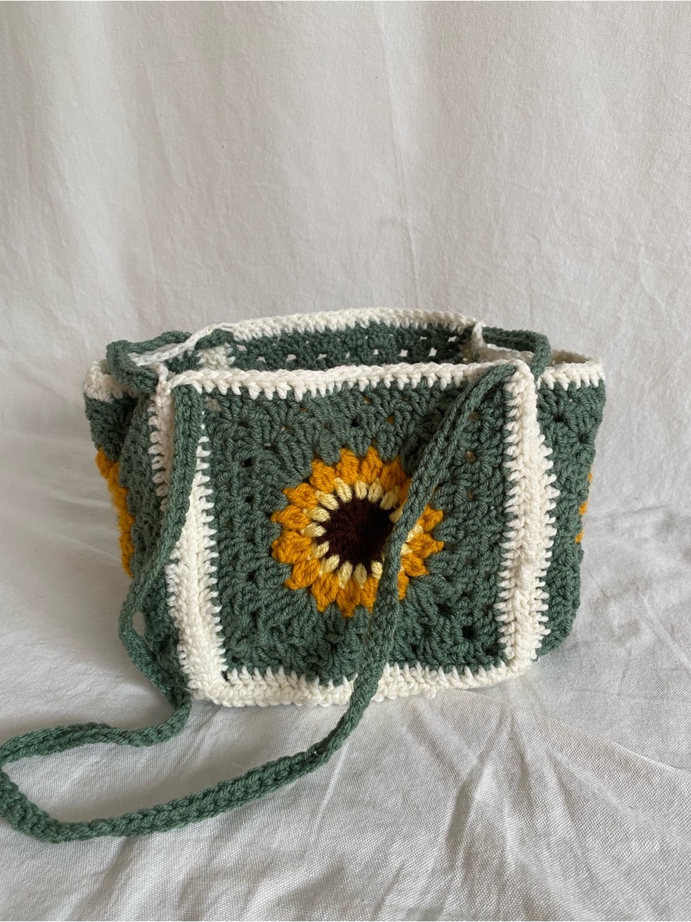 Handmade Green Crochet Sunflower Shoulder Bag with White Trim